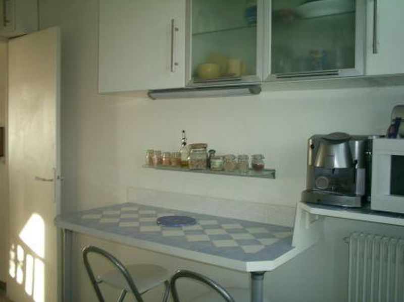 Vente    VITROLLES ROCHER BEN APPARTEMENT T3  LUMINEUX ET EN PARFAIT ETAT